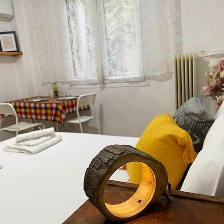 Cute And Quiet Apartment In The Center Of Athens Atenas Exterior foto