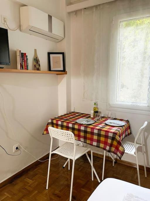 Cute And Quiet Apartment In The Center Of Athens Atenas Exterior foto